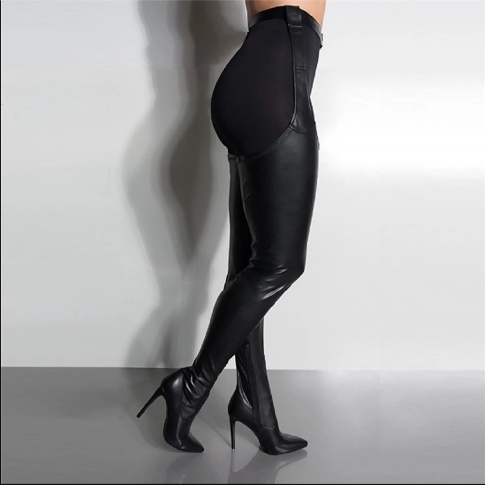 🖤Black Stretchy Thigh High Chap Boots🖤